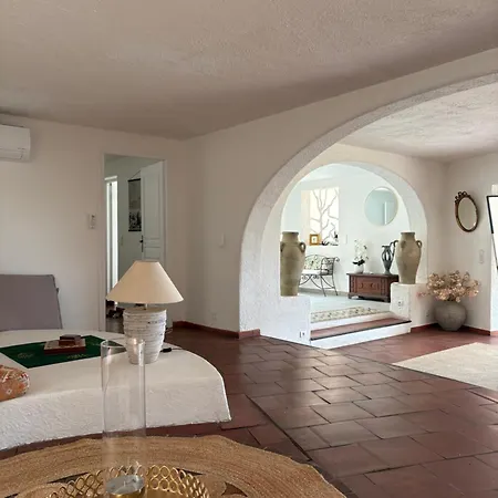 Elegance & Calme Absolu Avec Piscine Et Vue
