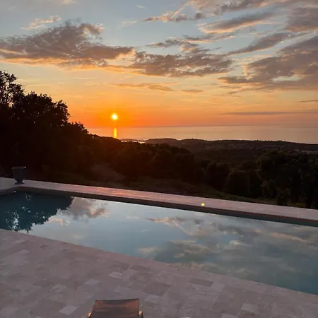 Villa Elegance & Calme Absolu Avec Piscine Et Vue Lumio (Corsica)